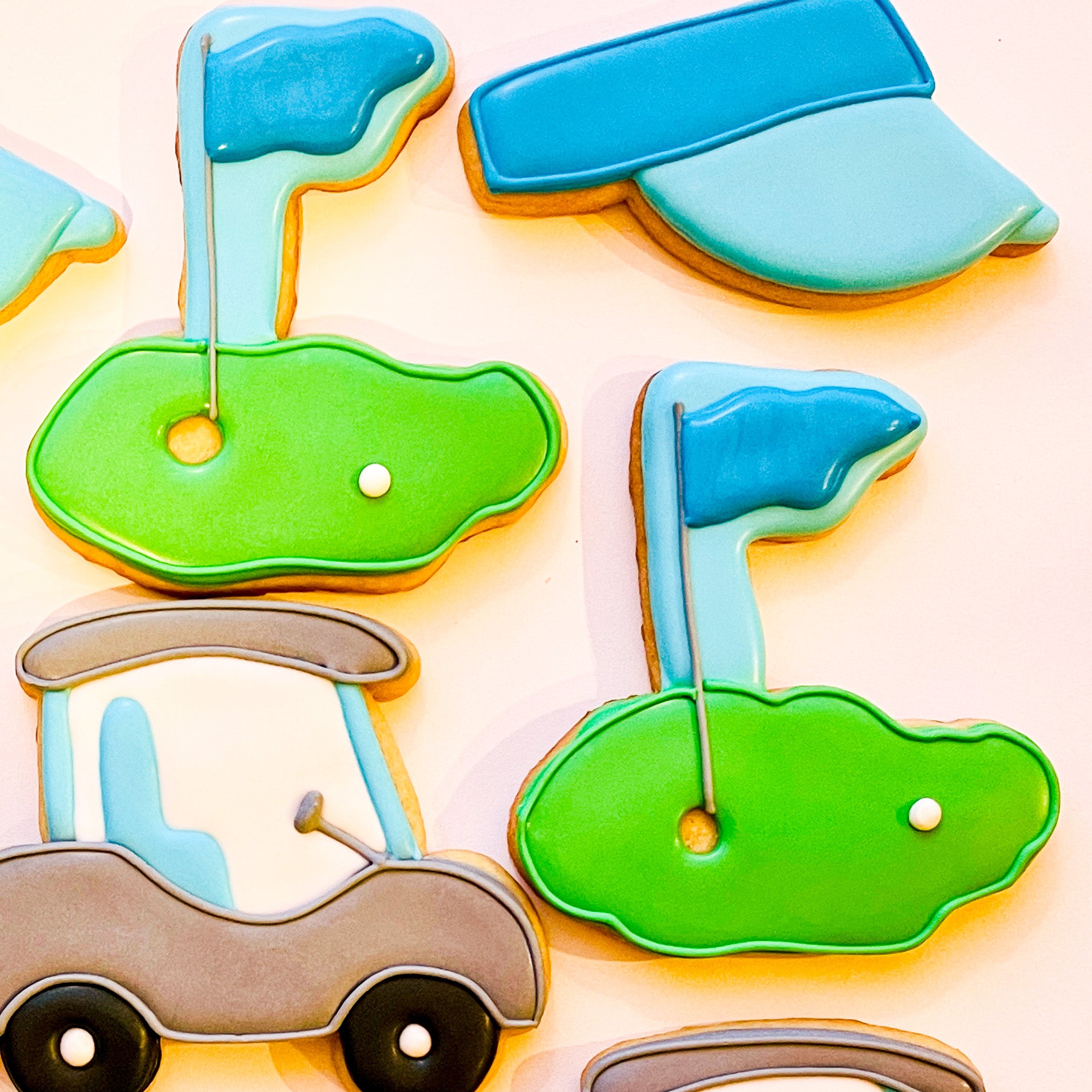 Golf green cookie cutter