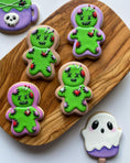 Load image into Gallery viewer, spooky halloween cookie cutter
