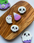 Load image into Gallery viewer, mini halloween cookie cutter
