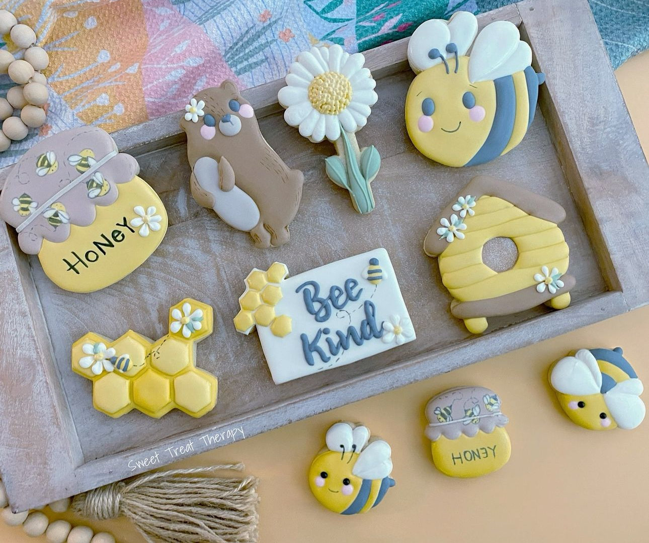 bee cookie cutter set
