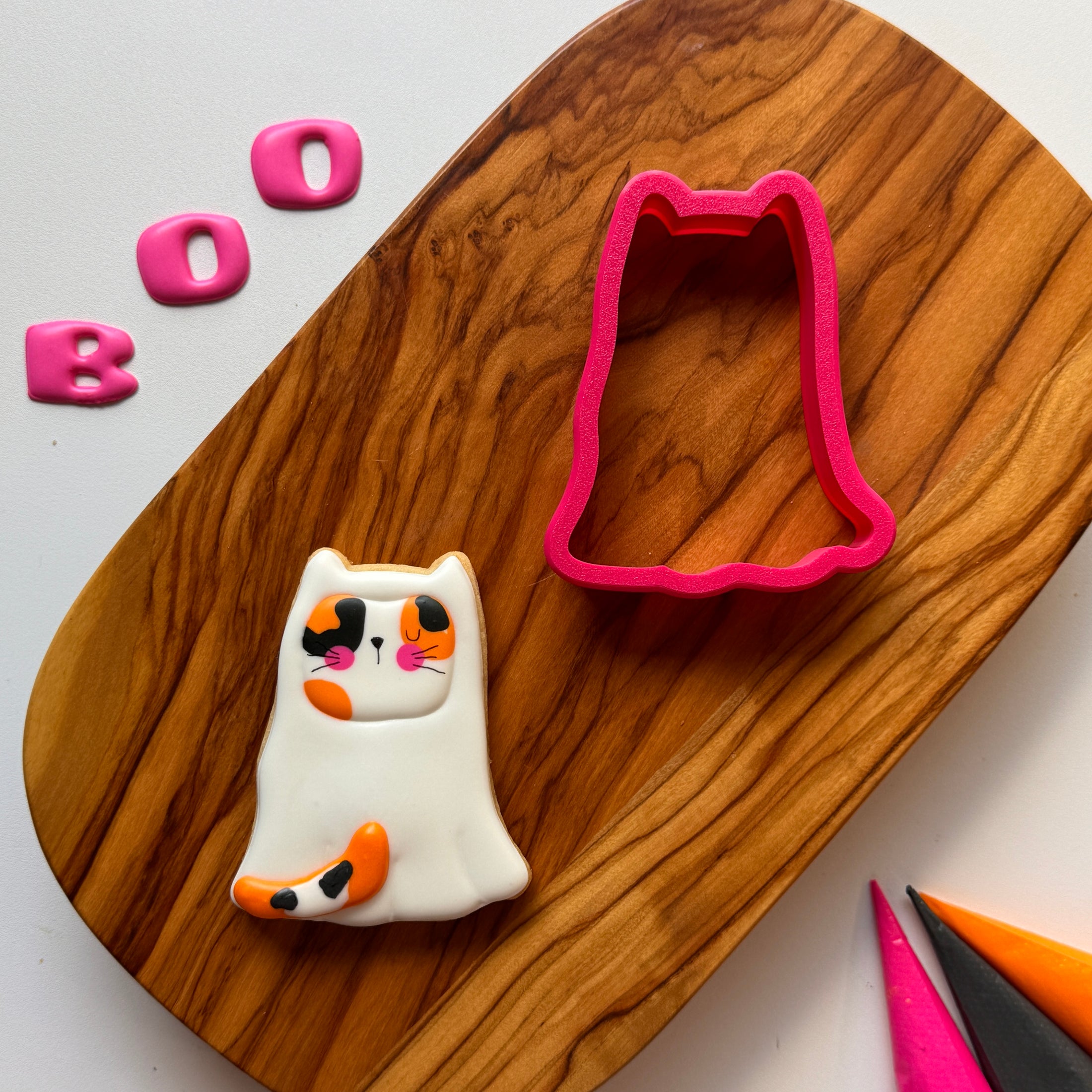 cookie subscription box | halloween cat cookies | the cheerful baker