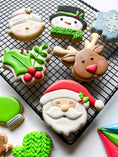 Load image into Gallery viewer, Christmas characters cookie cutters set
