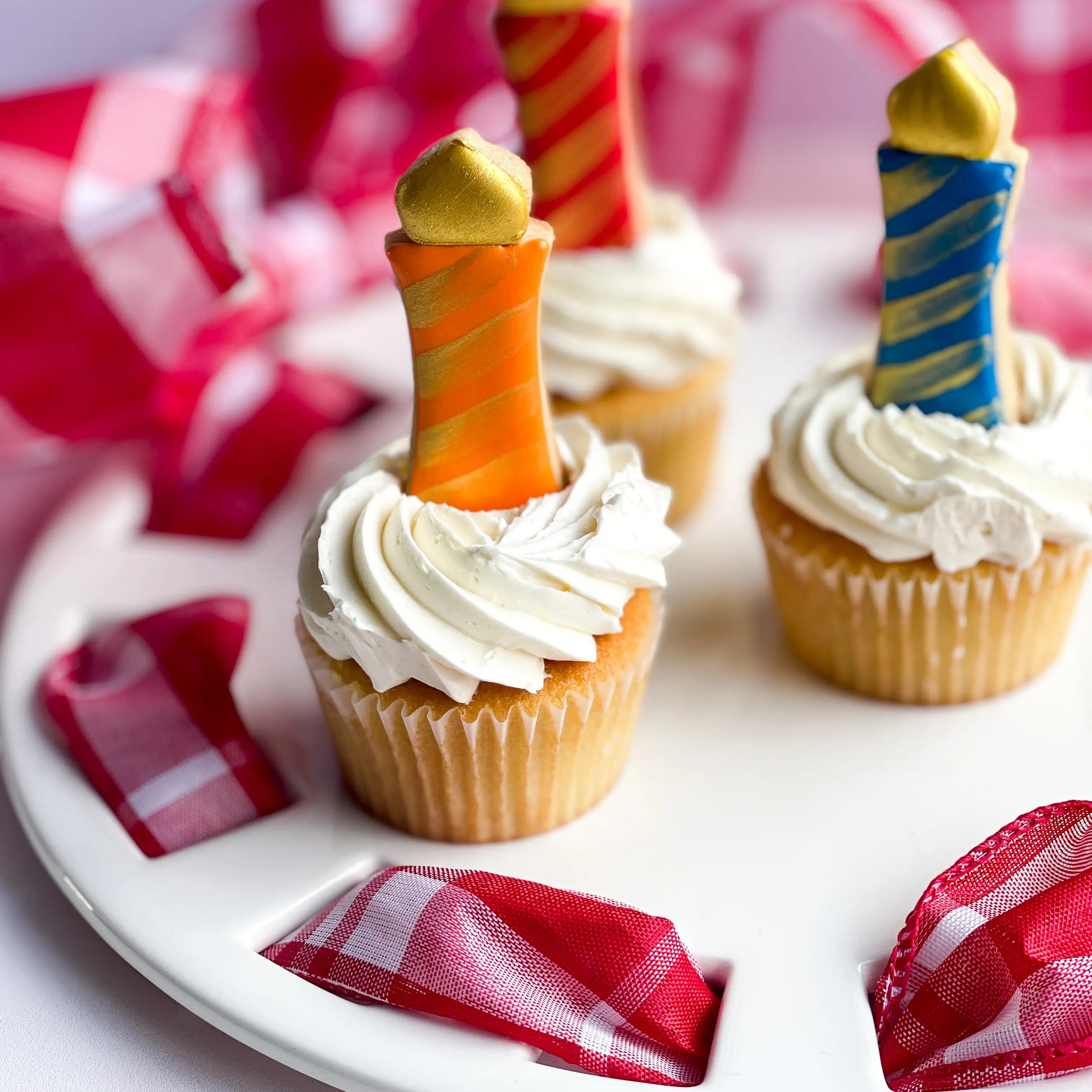 online cookie decorating class| birthday cookie candles | the cheerful baker