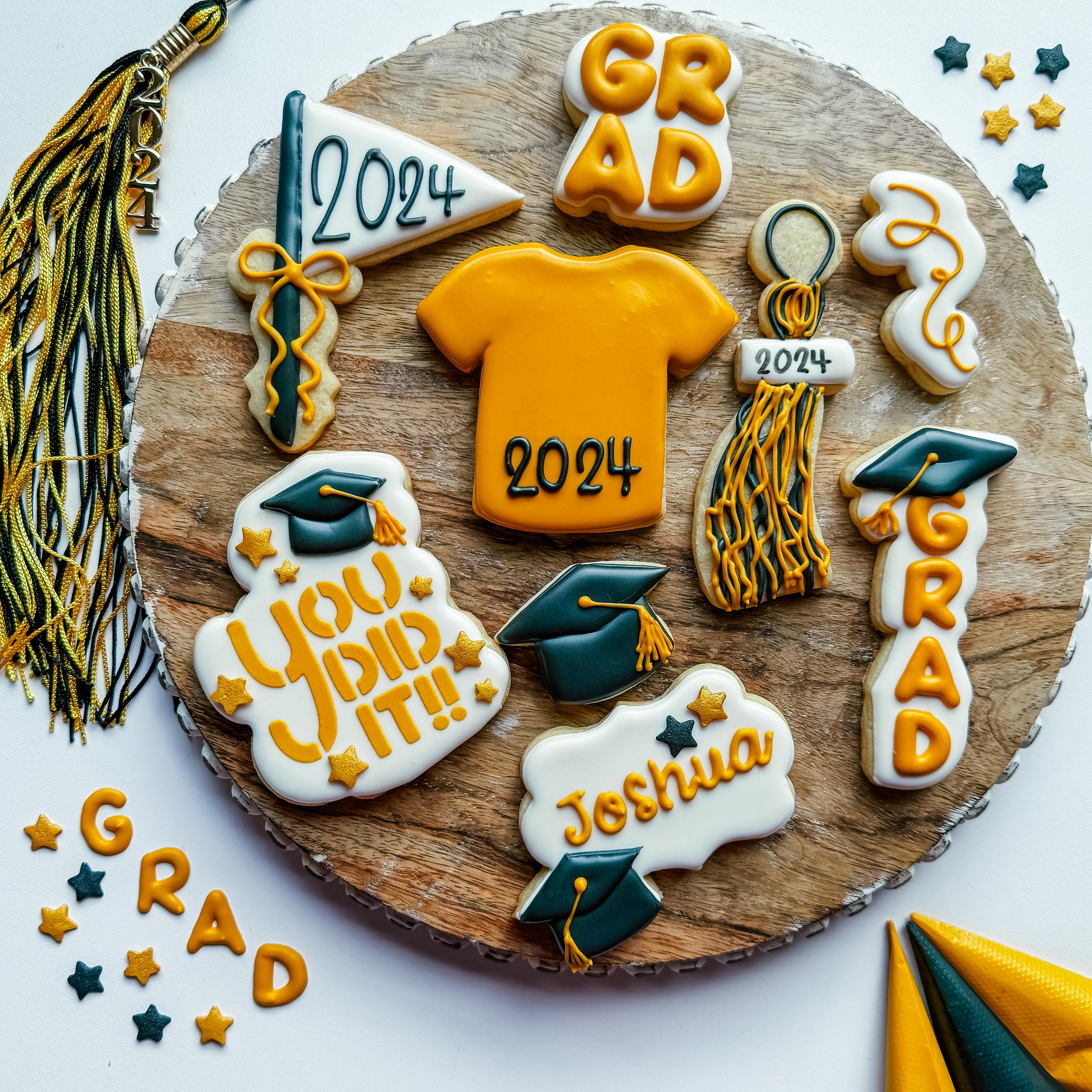 graduation cookie designs | The Cheerful Baker