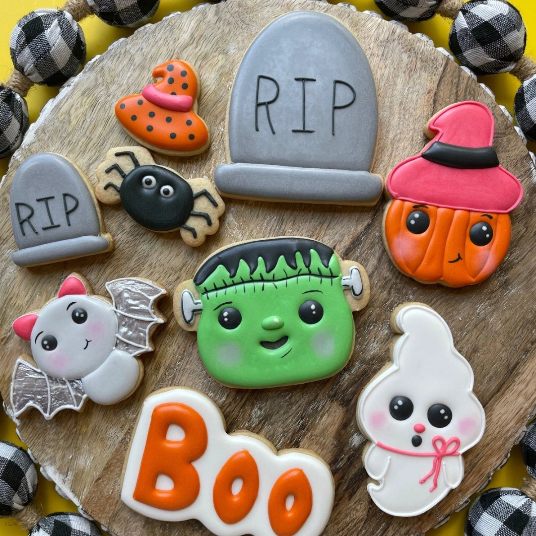 cookie decorating class | halloween bat | the cheerful baker