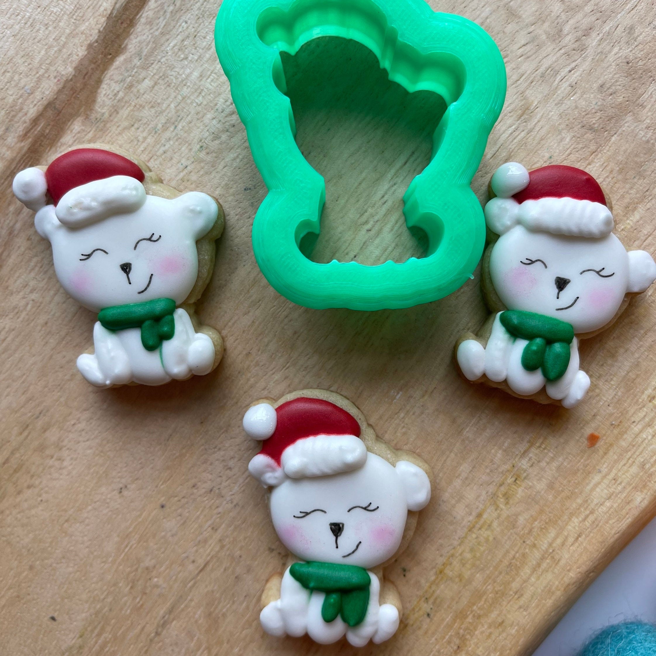 polar bear mini cookie cutter
