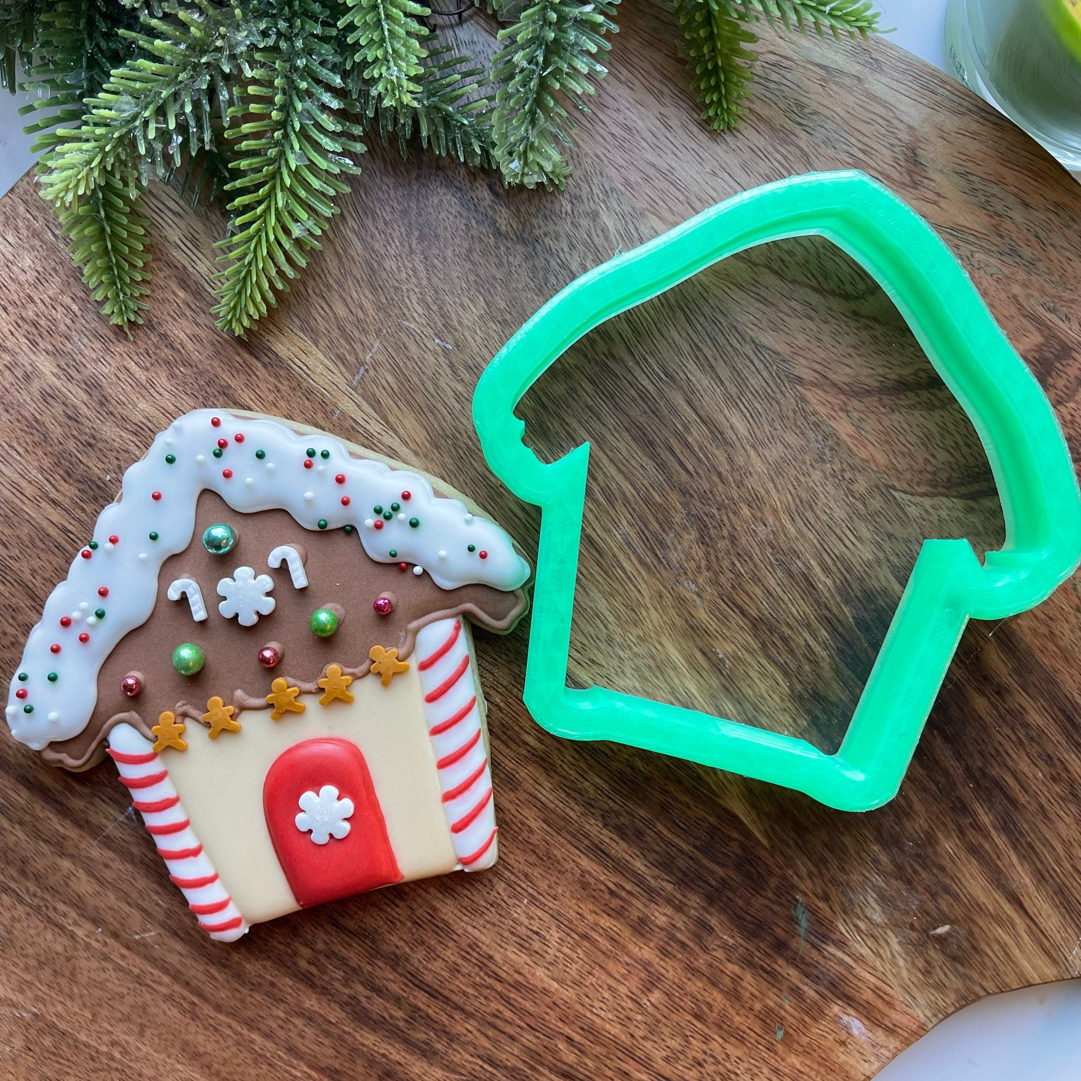 Gingerbread house cookie cutter