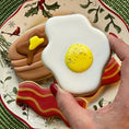 Load image into Gallery viewer, Fried egg cookie cutter
