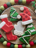 Load image into Gallery viewer, Christmas Tree Cookie cutter

