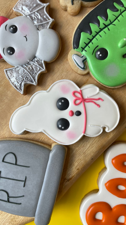 Cute ghost cookie cutter