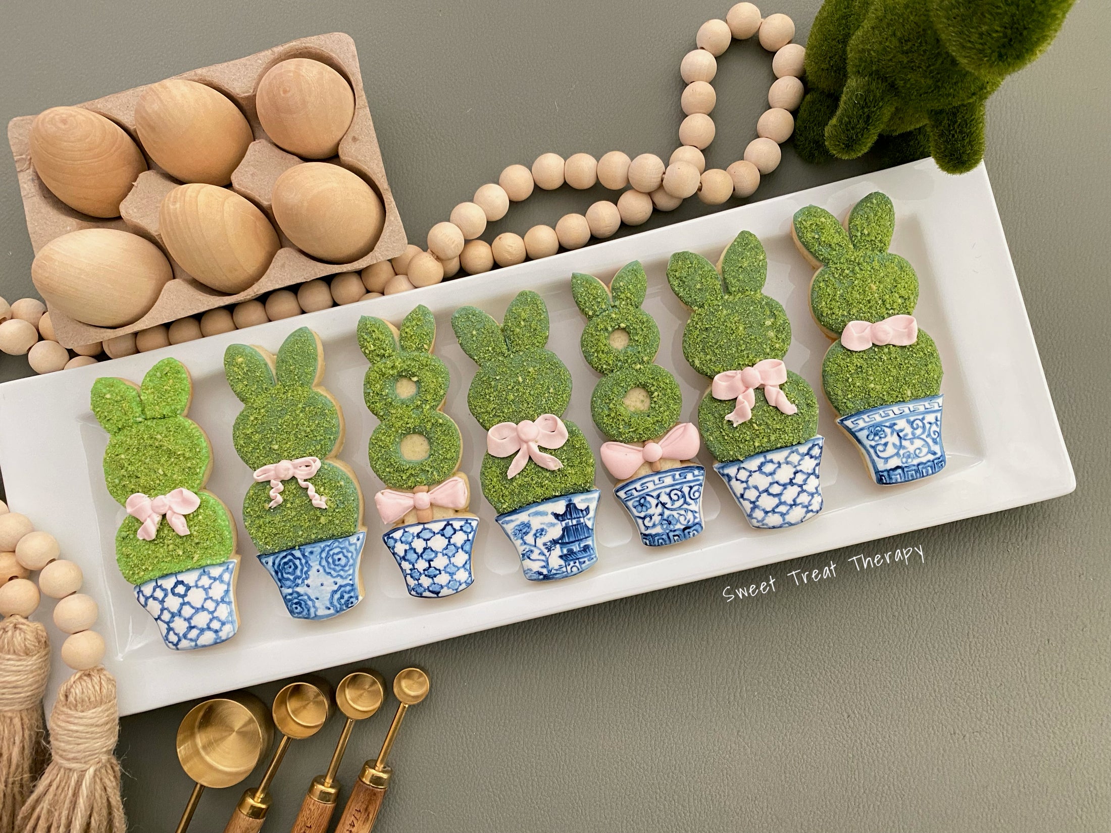 Spring bunny topiary cookie cutter